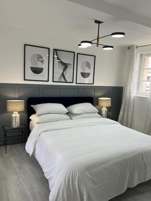 Beau Duplex Au Centre Ville. Mantes-la-Jolie Eksteriør billede
